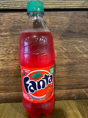Fanta Strawberry 20oz