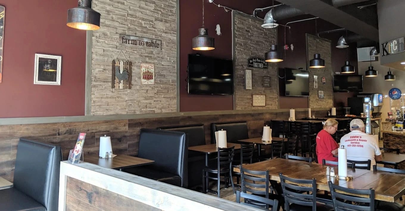 Faimus Wings - Best Crispy Wings in Belle Glade, Florida. Restaurant in Belle Glade, Florida